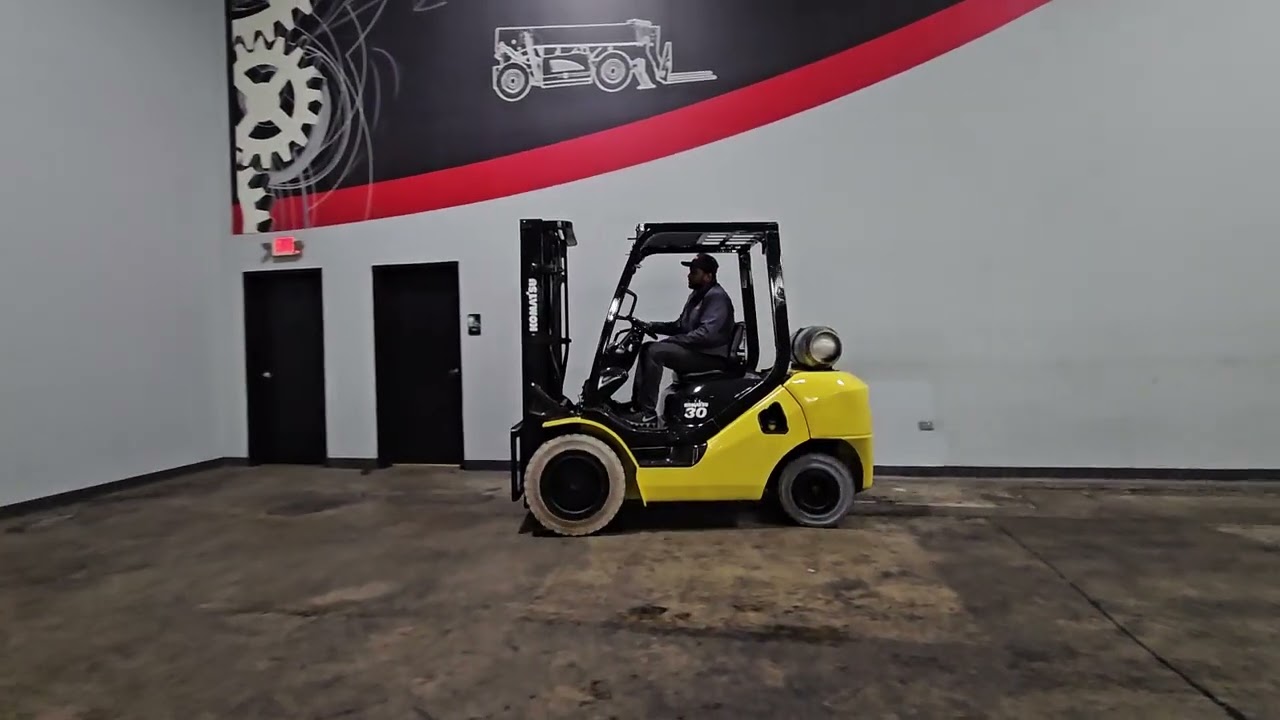 2013 KOMATSU FG30HT-16 6,000 LB NON MARKING PNEUAMTIC LPG FORKLIFT STK 13955