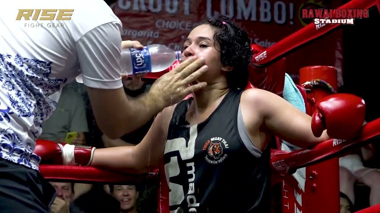 🇮🇷 Iran vs France 🇫🇷 – 4 Rounds of Technical Women’s Muay Thai! 🥊🔥