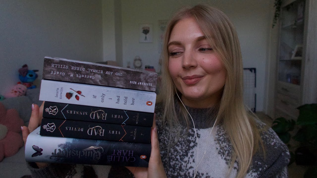 ASMR for Book Lover📚- Book Review (Whispering/Tapping) german