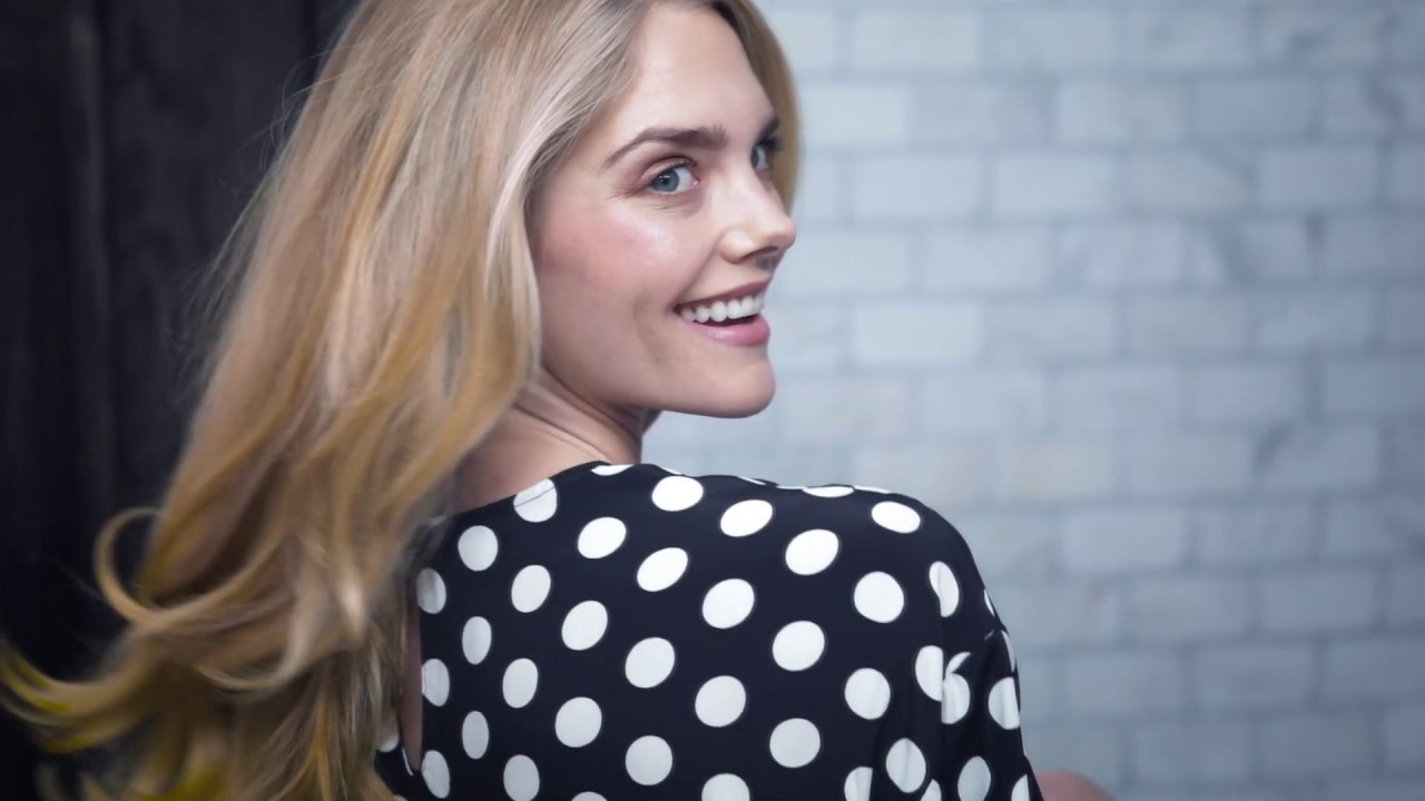 How To: The Classic Blowout | Oribe Hair Care