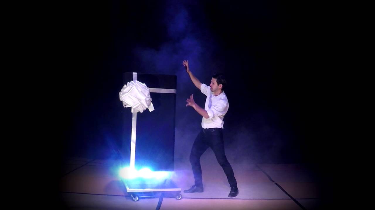 DM - Danko Magia - Floating Box Illusion / Aparicion Magica