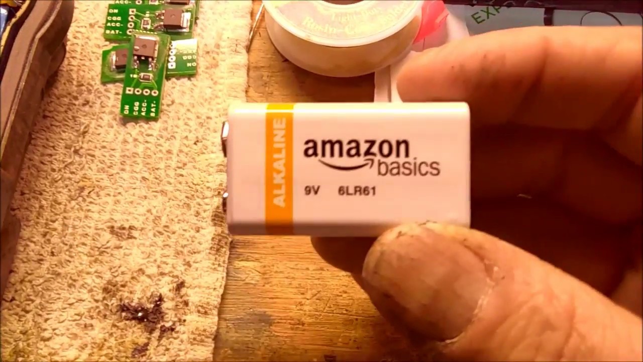 Amazon Basics 9v Alkaline Battery - Duracall Procell Alike !!!