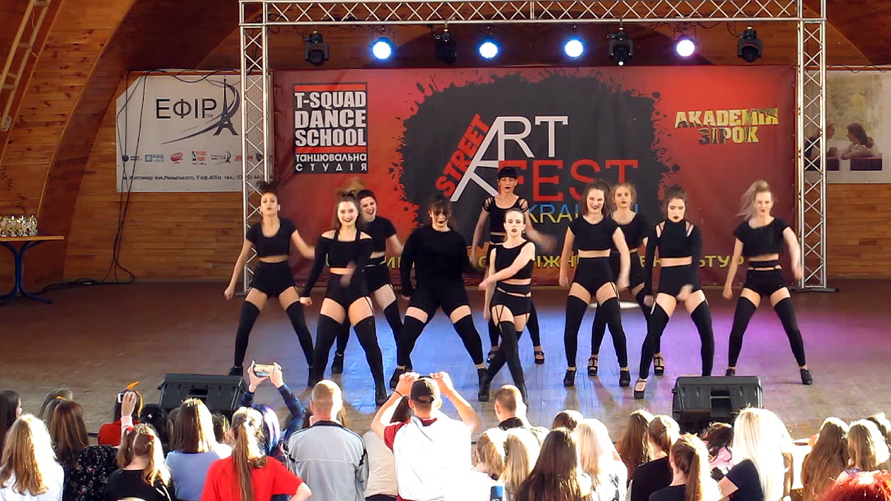 Ladies Dance. Street art fest. T-squat dance school