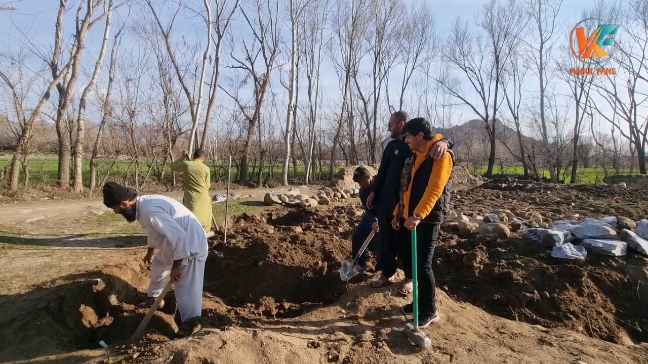 یک روز کاری در کاپیسا سنگ شکنی کردیم