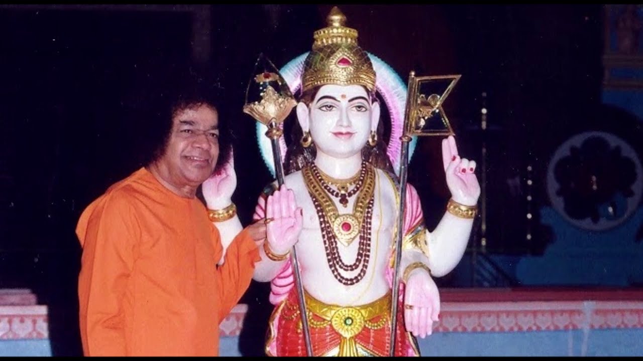 Kanda Kumara Kadhirvela | Sundaram Sai Bhajans