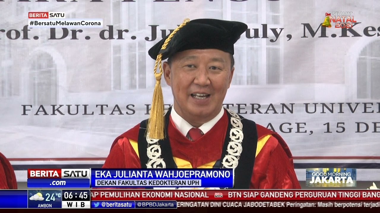 UPH Kukuhkan Prof. Julius July Sebagai Guru Besar Fakultas Kedokteran
