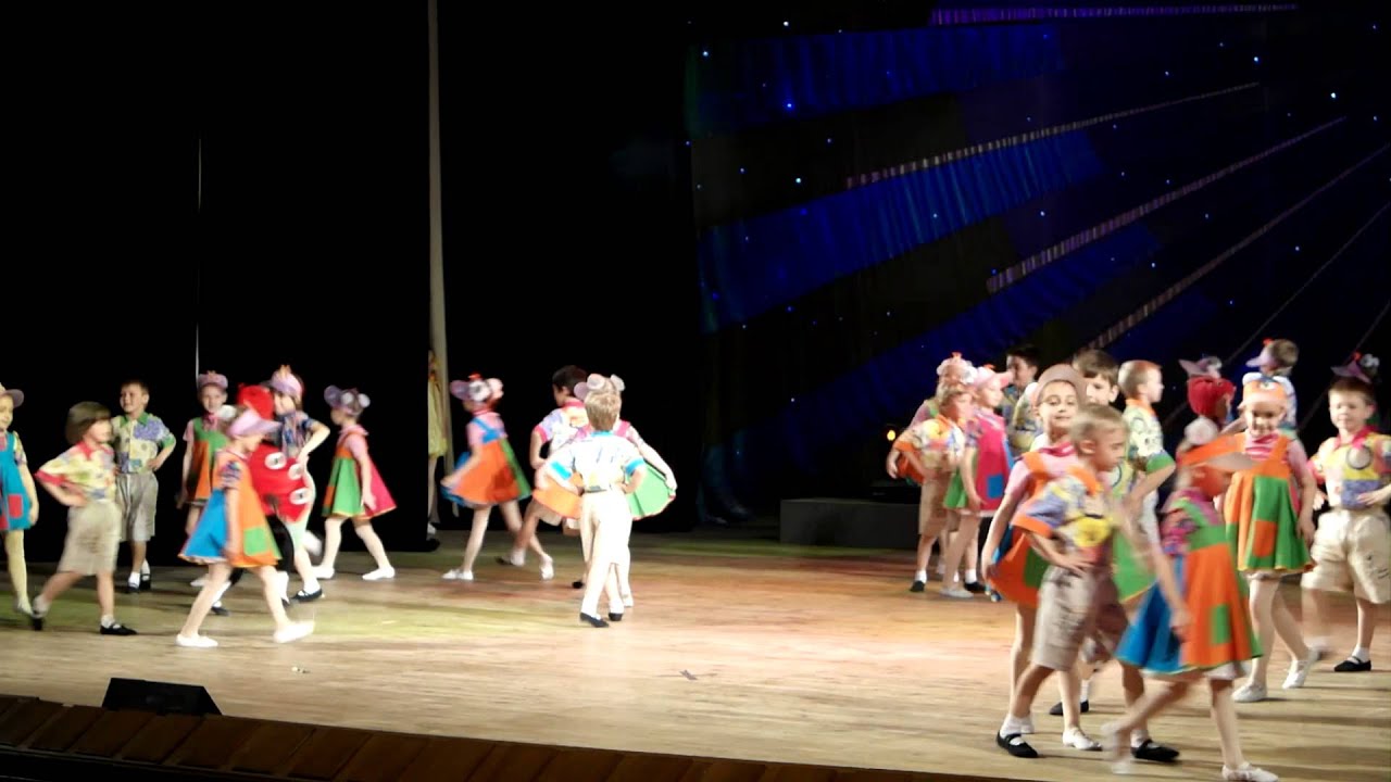 Щасливе дитинство 19.04.2015 Божья коровка