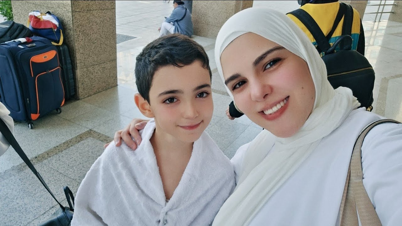 زايرين لطه نبينا 😍 من مدينة رسول الله ❤️ انشاد هاجر عمر