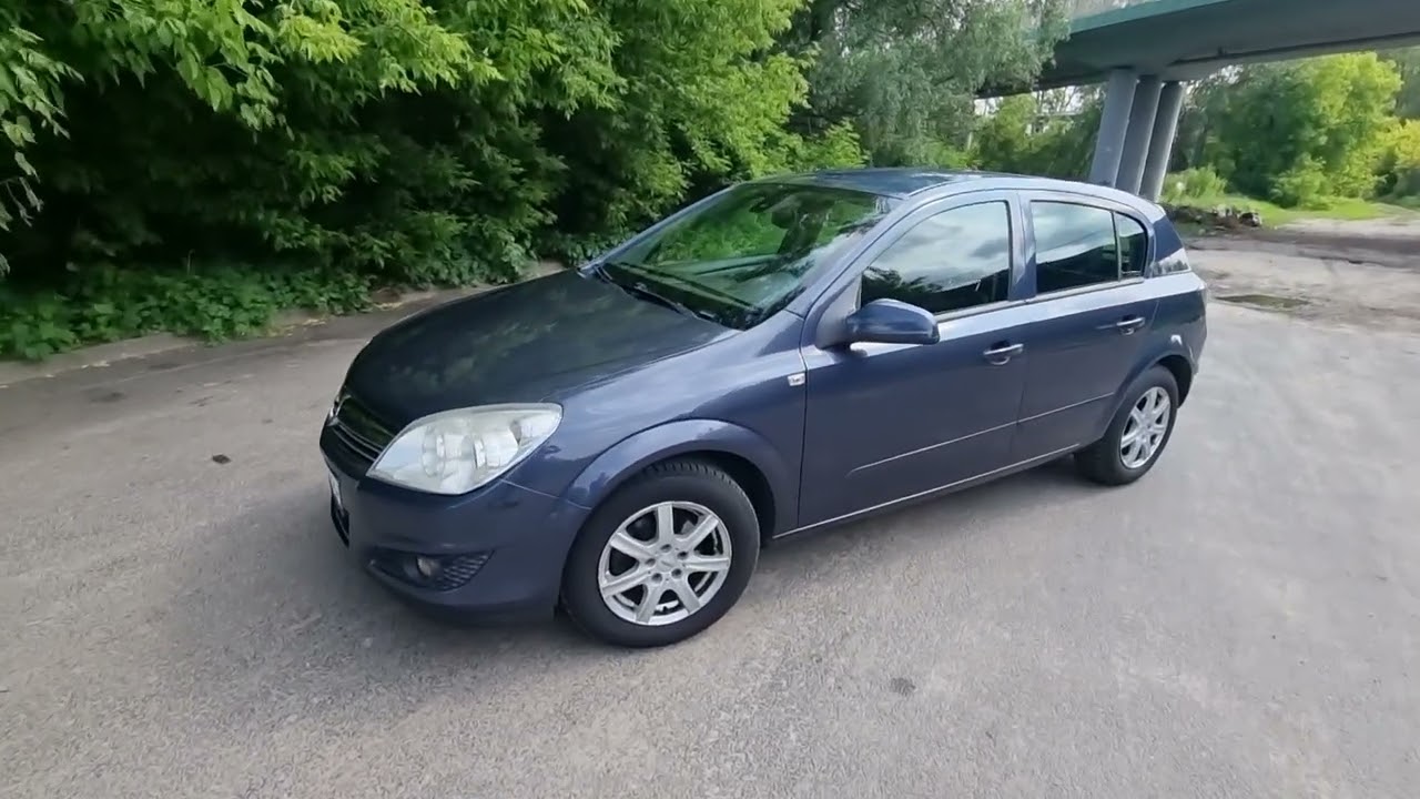 Opel Astra hatchback 1.6 116KM  2009