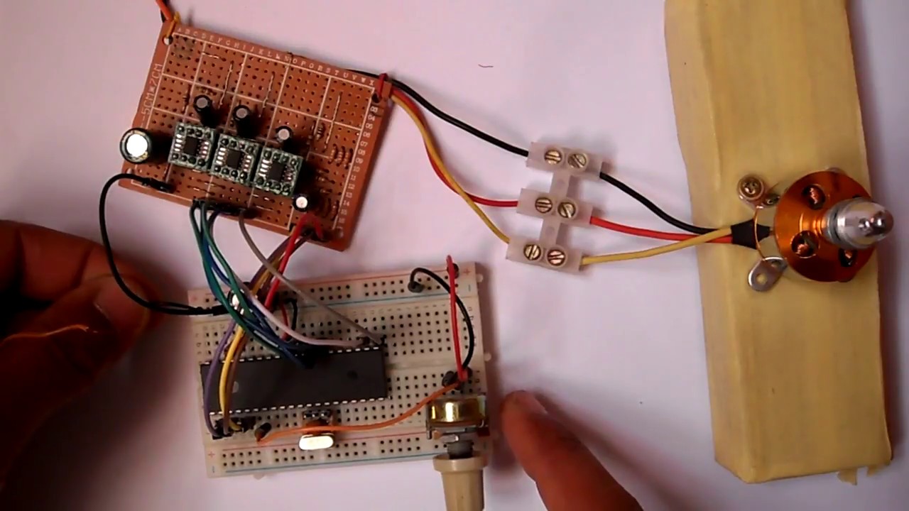 Sensorless brushless motor control with PIC16F887