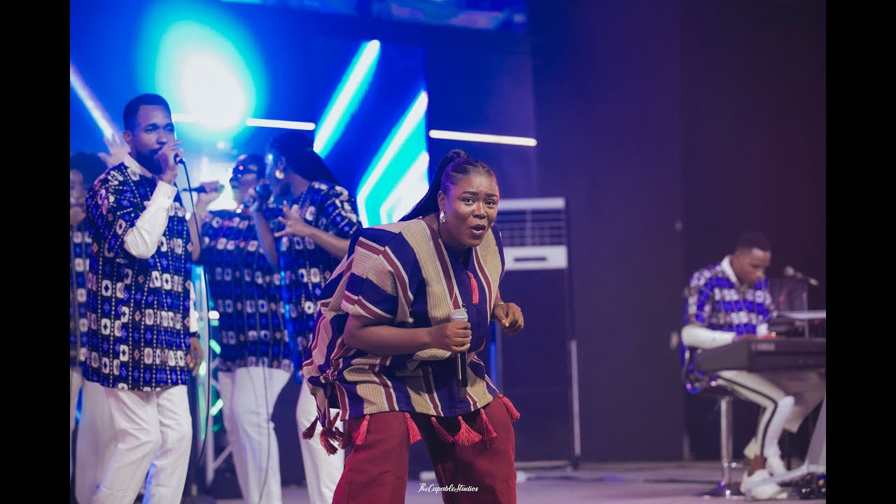 PRAISE BANQUET MEDLEY BY BIMBO IDEMETO