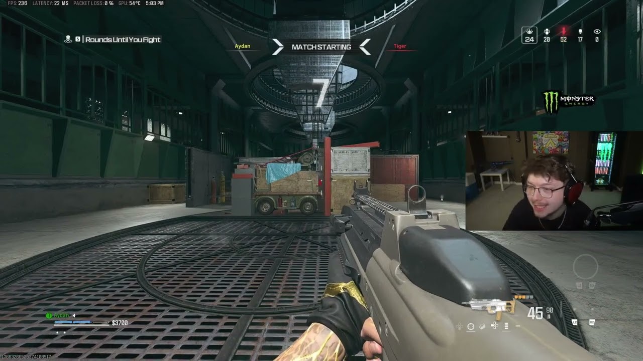 Its UNDENIABLE ! Aydan shows Just how WIDE of a Skill Gap Warzone has between Pros and Casuals