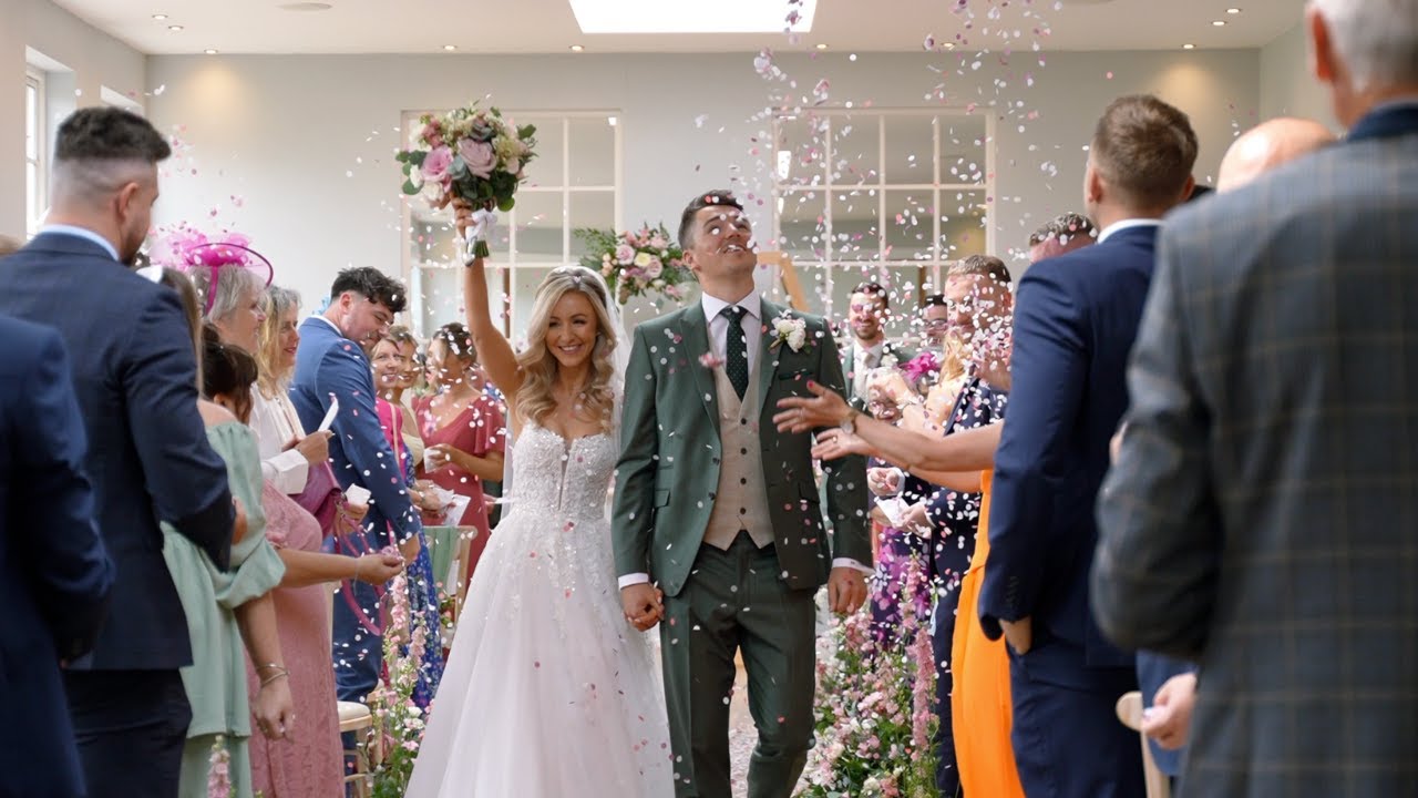 Beth & Greg @ Bredenbury Court Barns