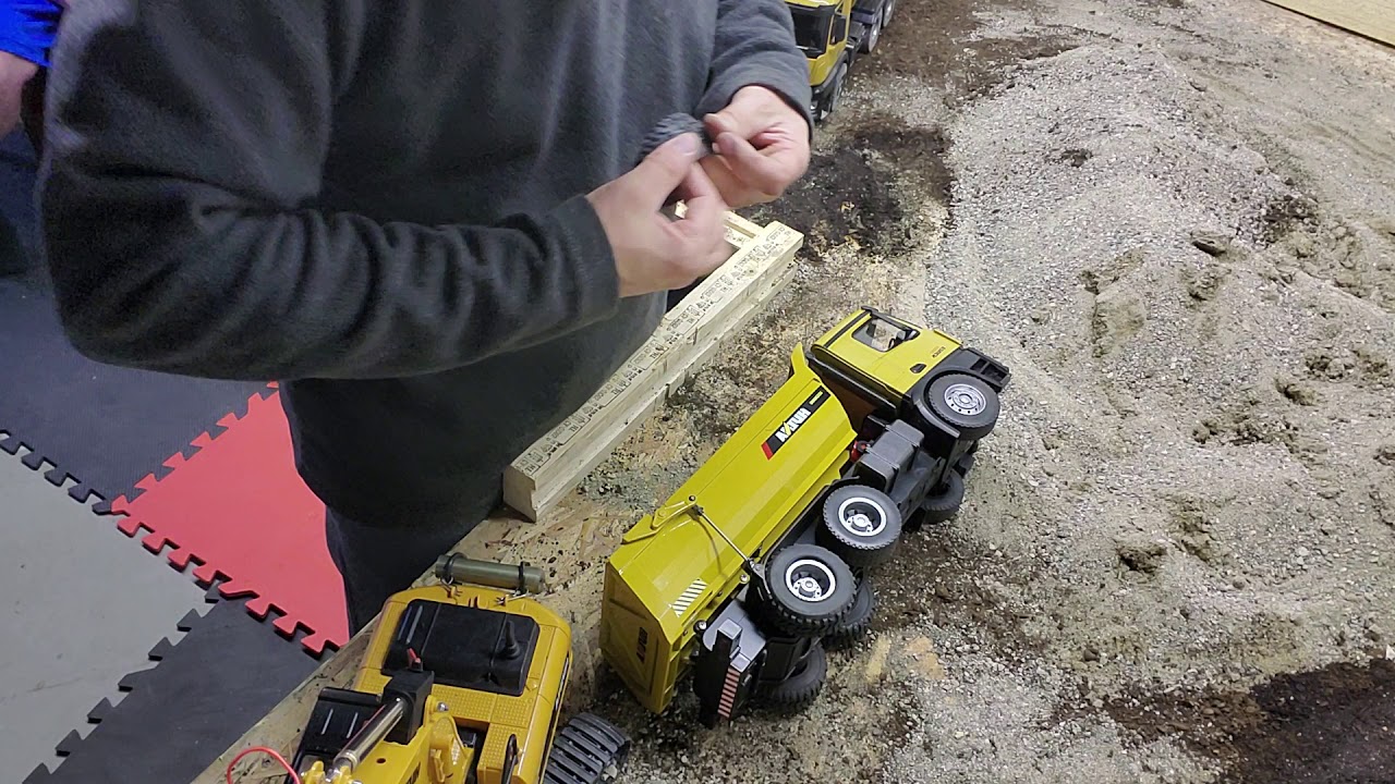 Huina dump truck tire mod