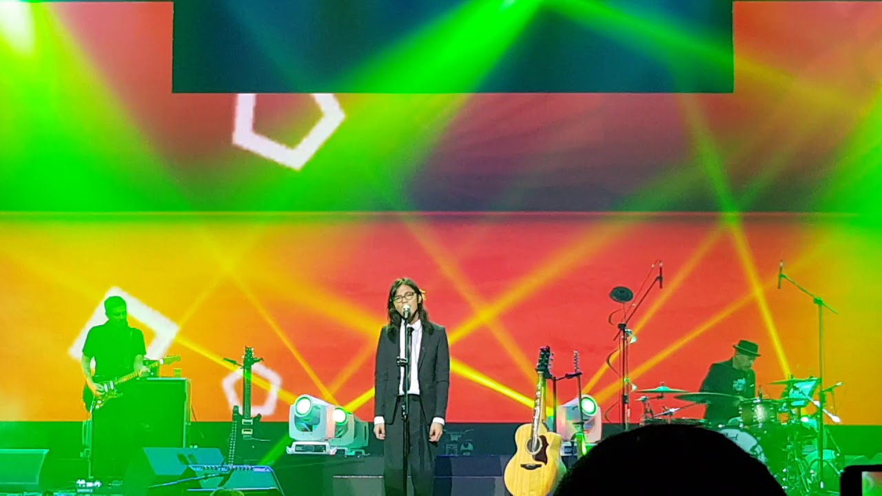 UNIQUE - Sino (The Grandma Tour Live 9/29/18)