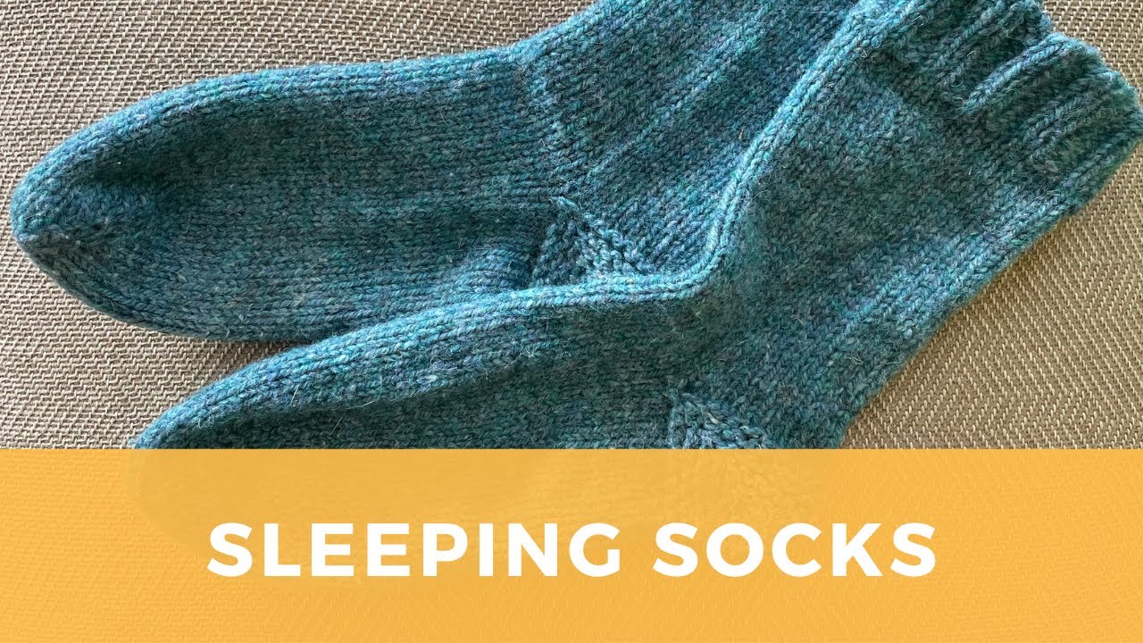Sleeping Socks: a quick and practical gift