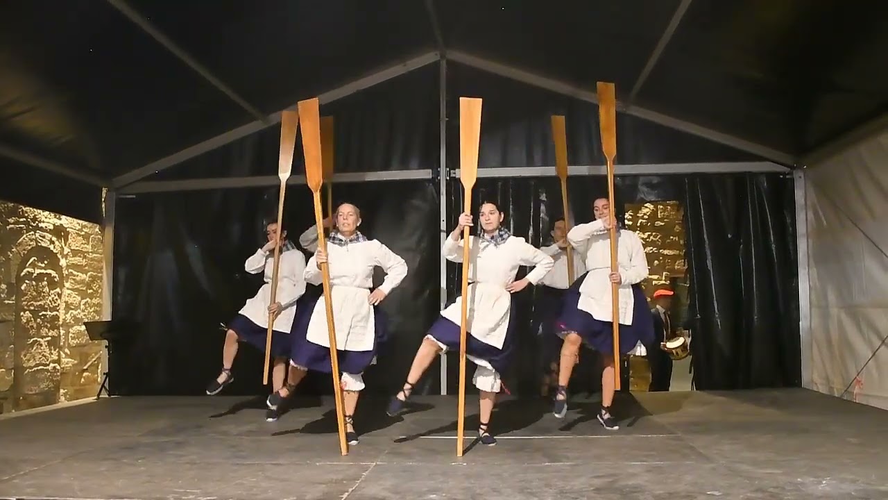 TAFALLAKO DANTZA TALDEA EN FIESTAS DE SANTACARA