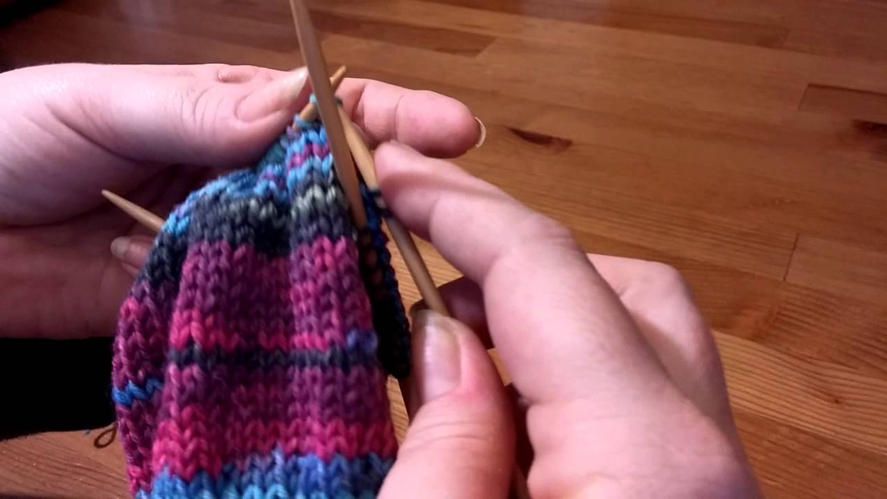 Meine Bumerangferse ohne Loch - Teil 1 / das Original mit den 2 extra Maschen
