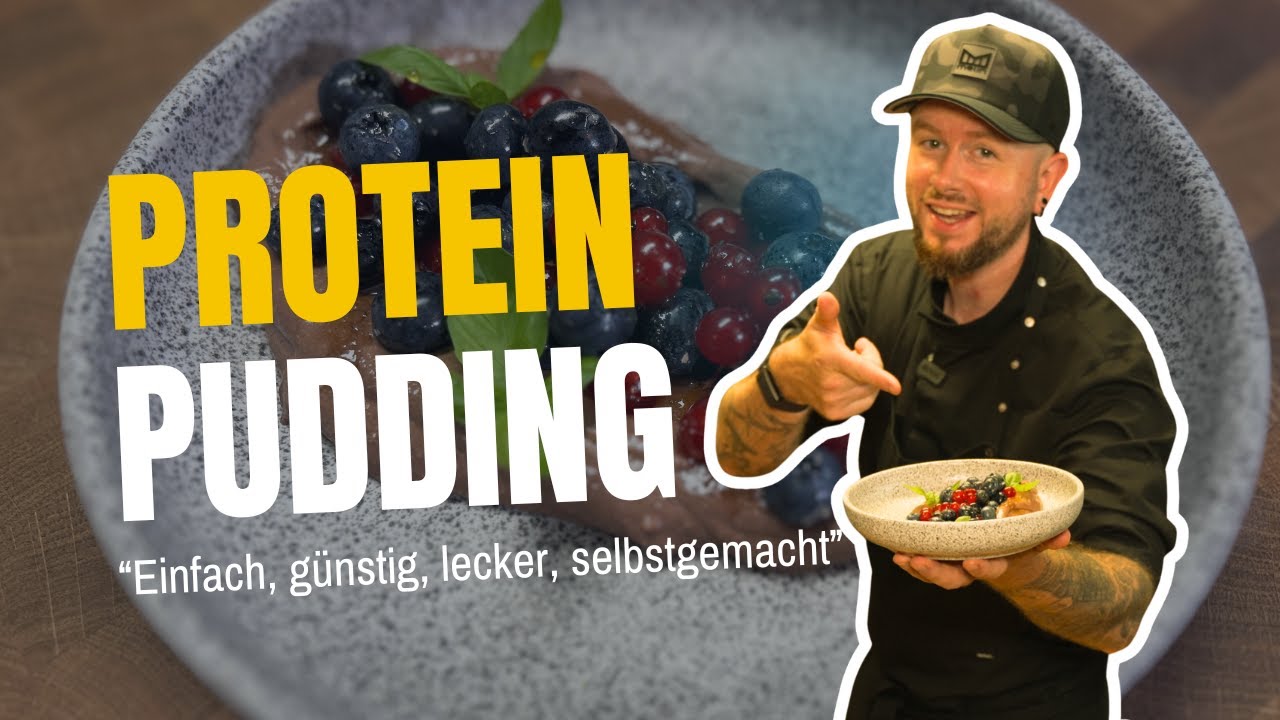 Proteinreicher Kakao-Pudding mit Körnigem Frischkäse & Mariniertem Beerensalat