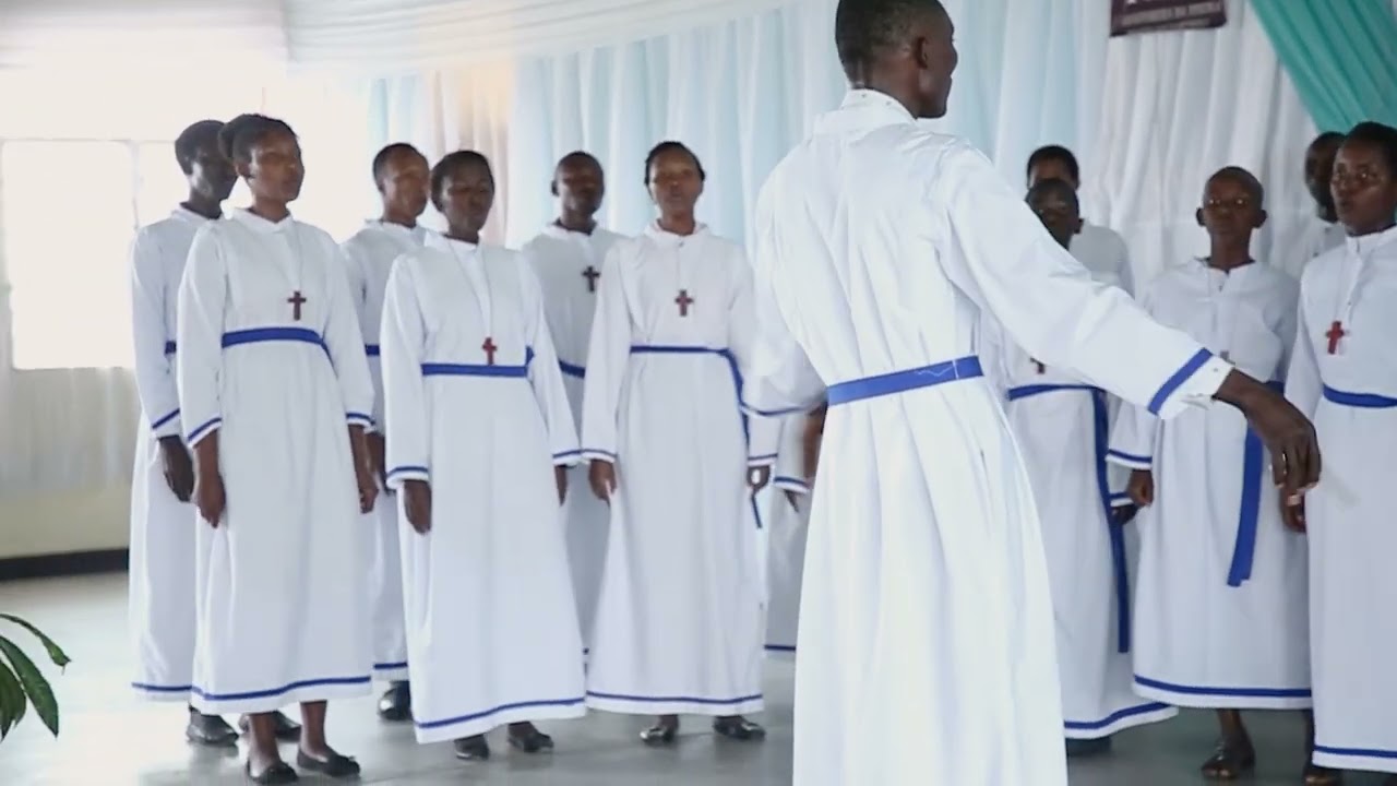 Ndanyotewe kubana nawe Mana, Interprété par Chorale Pueri Cantores [Paroisse Musaga]