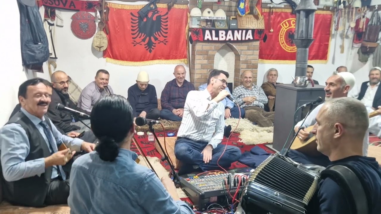 1.RIFAT DRAGA ME DJEM TE MALIQ ISMAJLI ME SHUMJARANA E DASHAMIR LUFTETAR TE UÇKse.26.10.2025 E dile