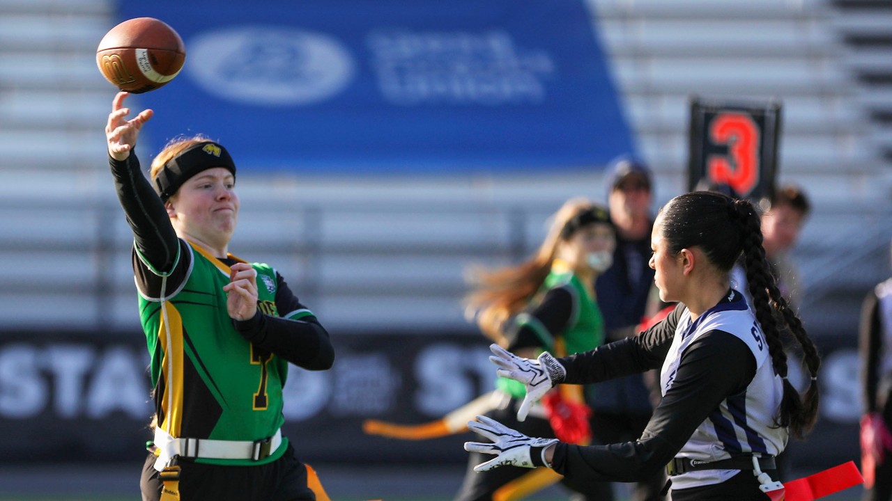 Highlights from Lynden's 21-7 win over Squalicum