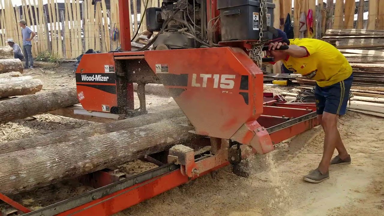 Aserradero LT15 Wood-Mizer cortando teca en Ecuador Importrosero