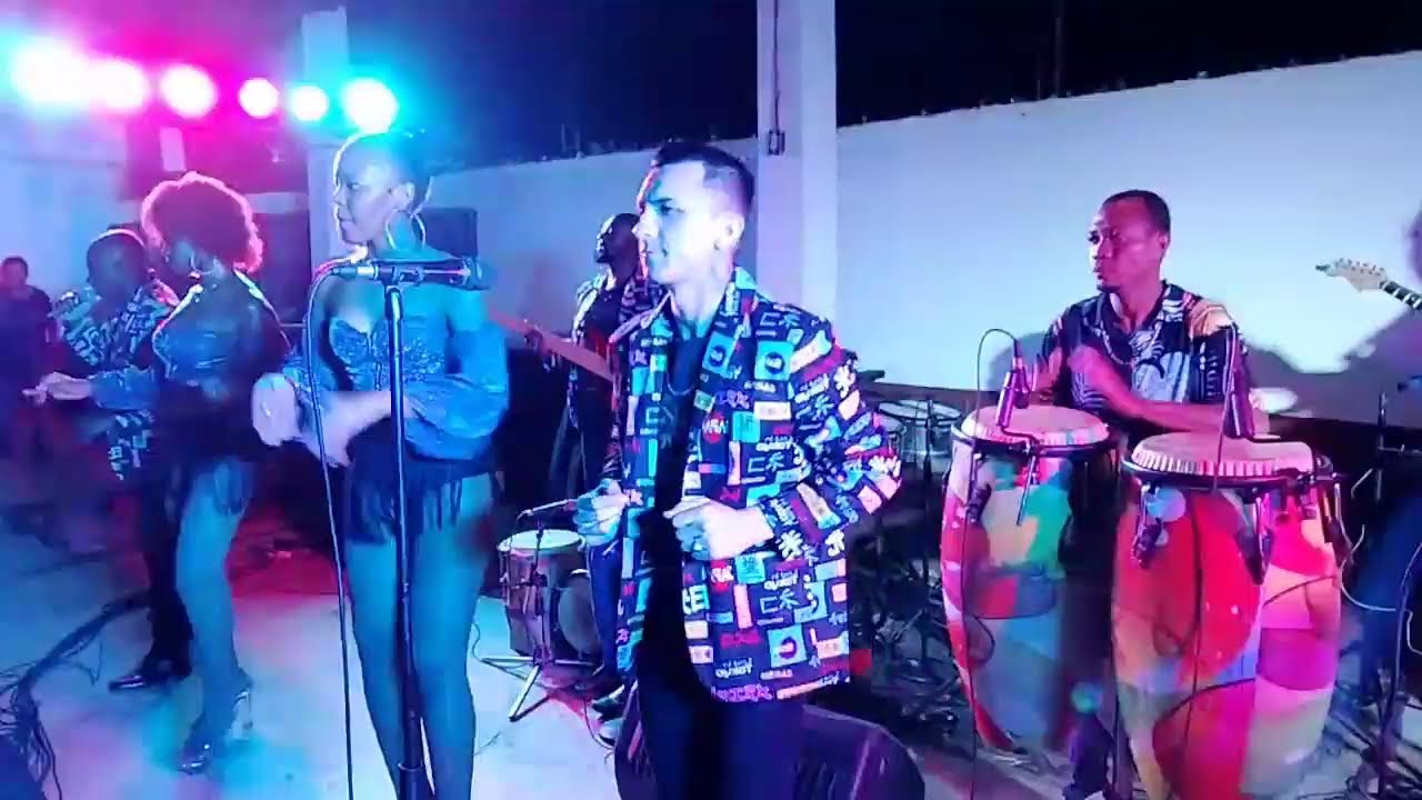 LOS HERMANOS ARRIOLA  EN VIVO LA FORTUNA