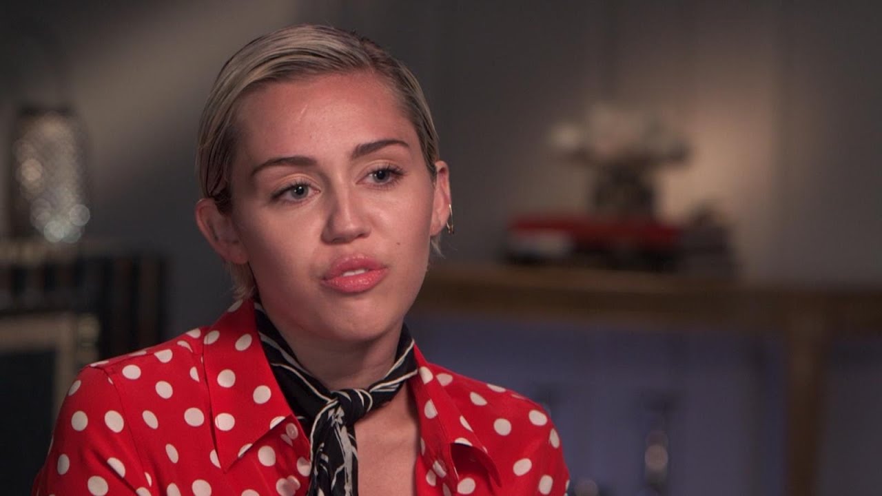 Miley Cyrus Launches Homeless Youth Foundation