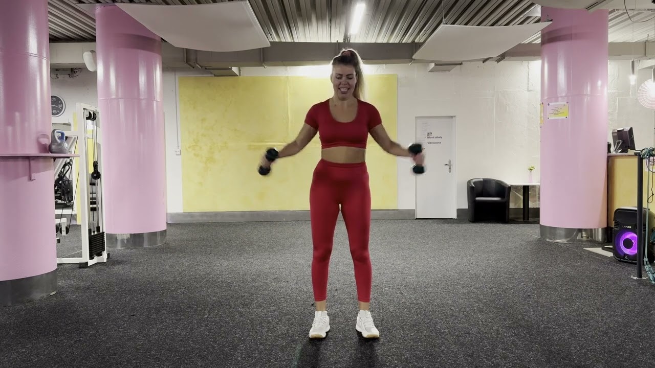 Krátke video Full body s činkama.