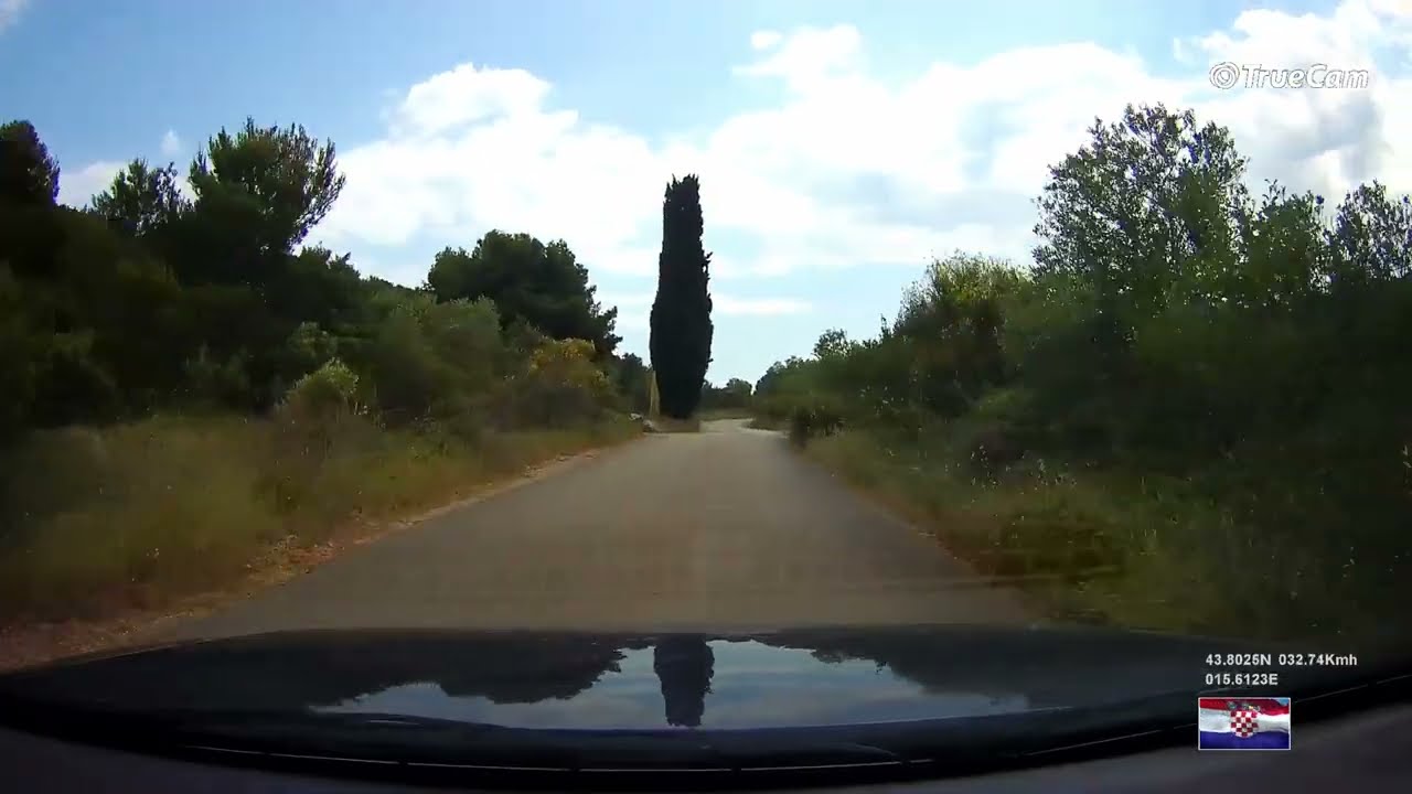 Plitka vala - Betina ( island Murter )