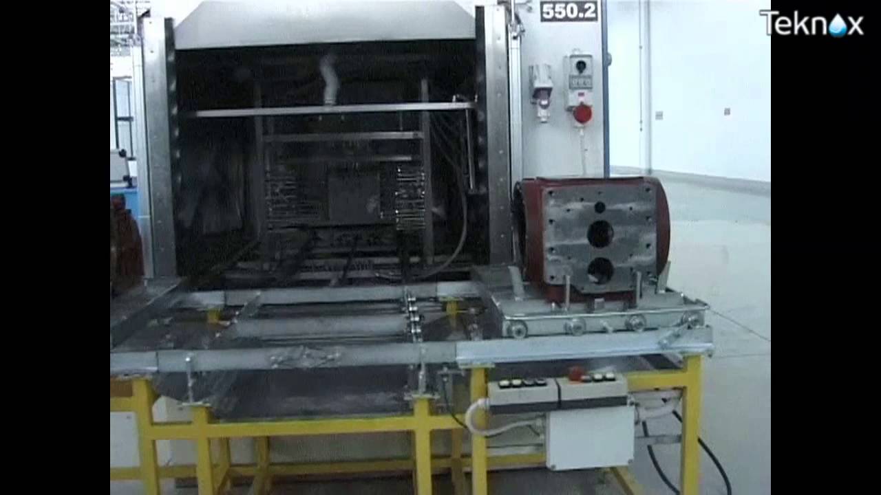 ROBUR SPECIAL: washing big parts of tractor engine