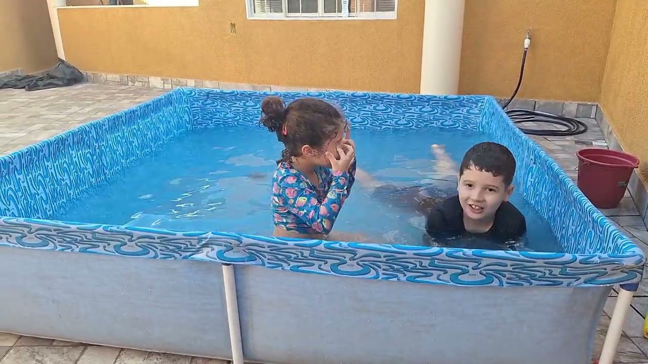 GINCANA NA PISCINA