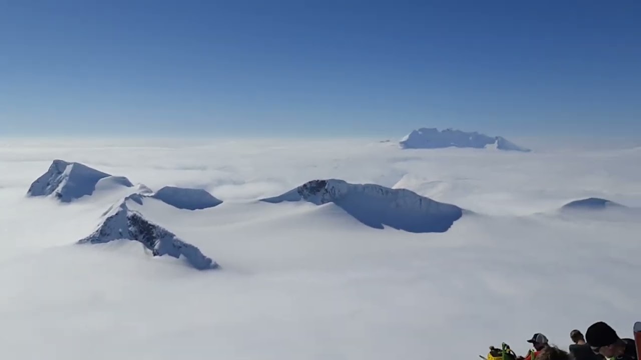 Peak view from Storebj&oslash;rn 2222 m. Jotunheimen. Date 14 April 2022.