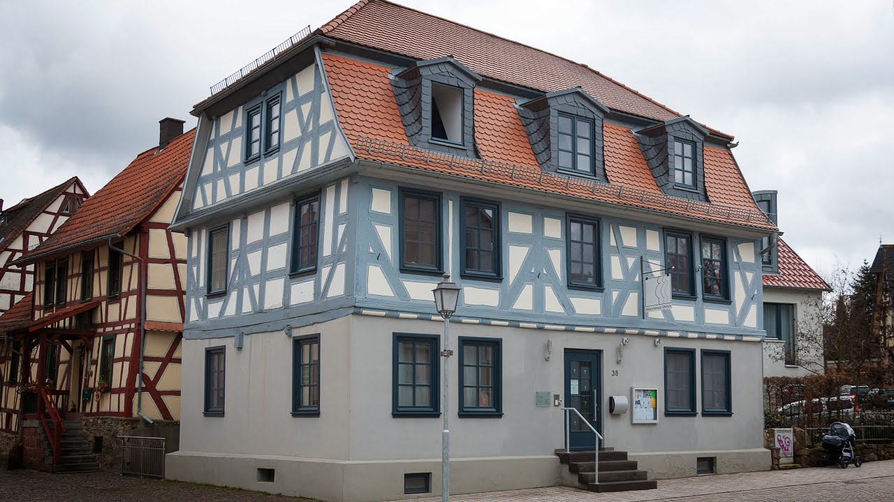 Rundgang durch die Räume unseres Geburtshauses