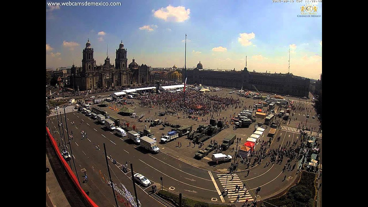 Simulacro de sismo en el Zócalo de la Ciudad de México. 19 de septiembre 2015