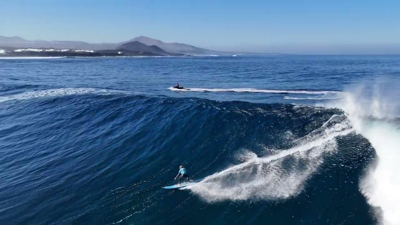 BIG WAVES LANZAROTE...LASANTA RIGHT