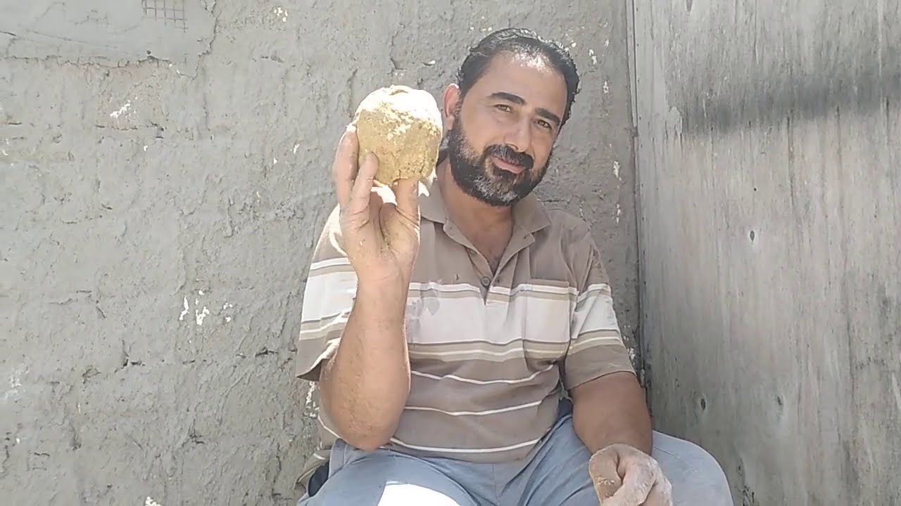 أقوى فيديو لعمل عجينة القرموط بالعيش والحنتيت والسبله