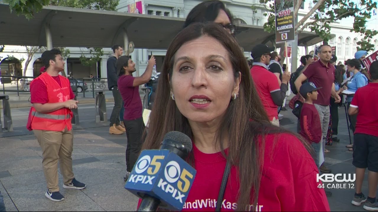STAND WITH KASMIR:  Hundreds gather in San Francisco to support the people of Kashmir