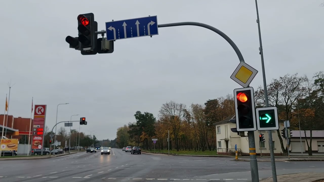 Klaipėda, Šiaurės pr. - H. Manto - Liepojos šviesoforai su rodyklėmis (4) Traffic lights with arrows