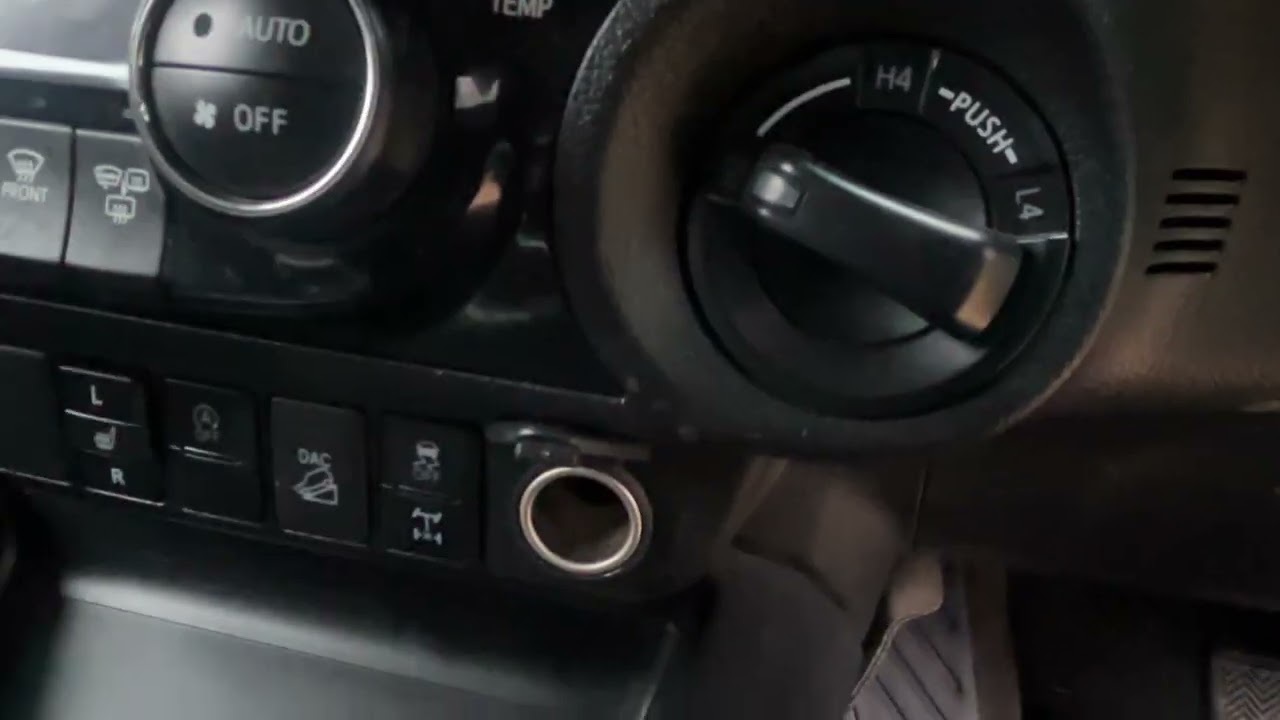 2022 Toyota Hilux Automatic Invincible 