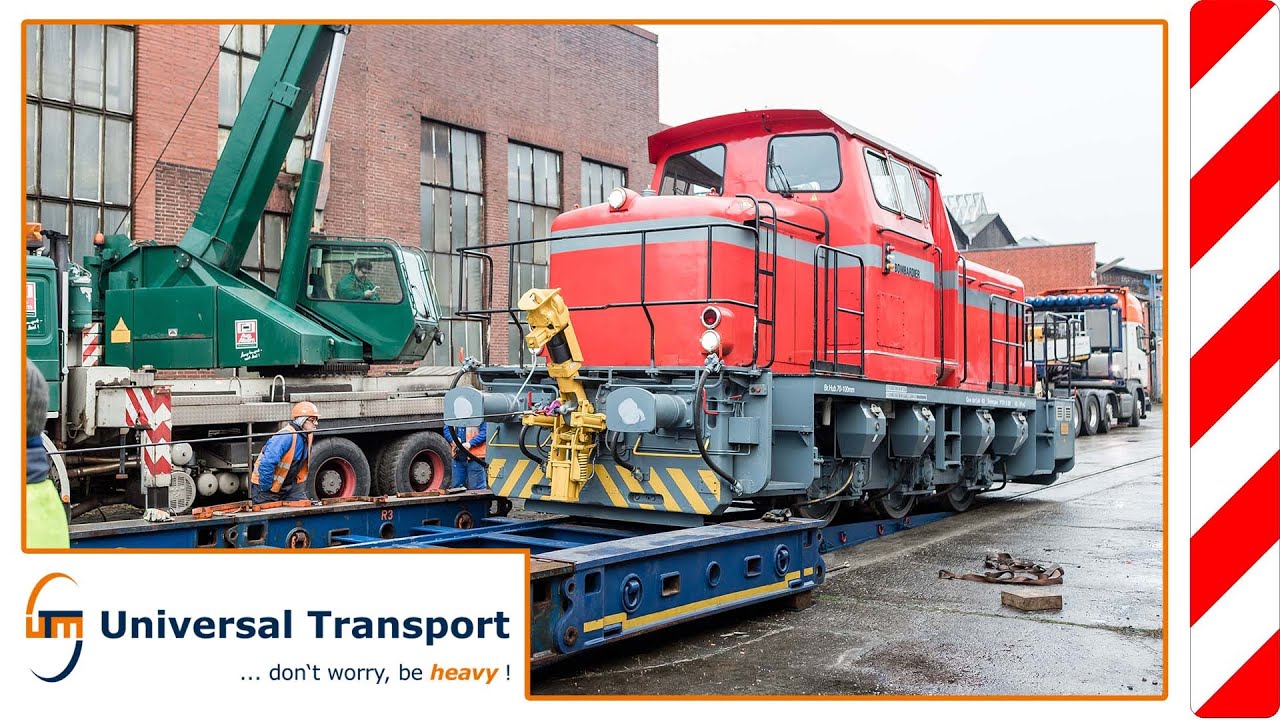 Universal Transport - locomotive transport with a flatbed trailer