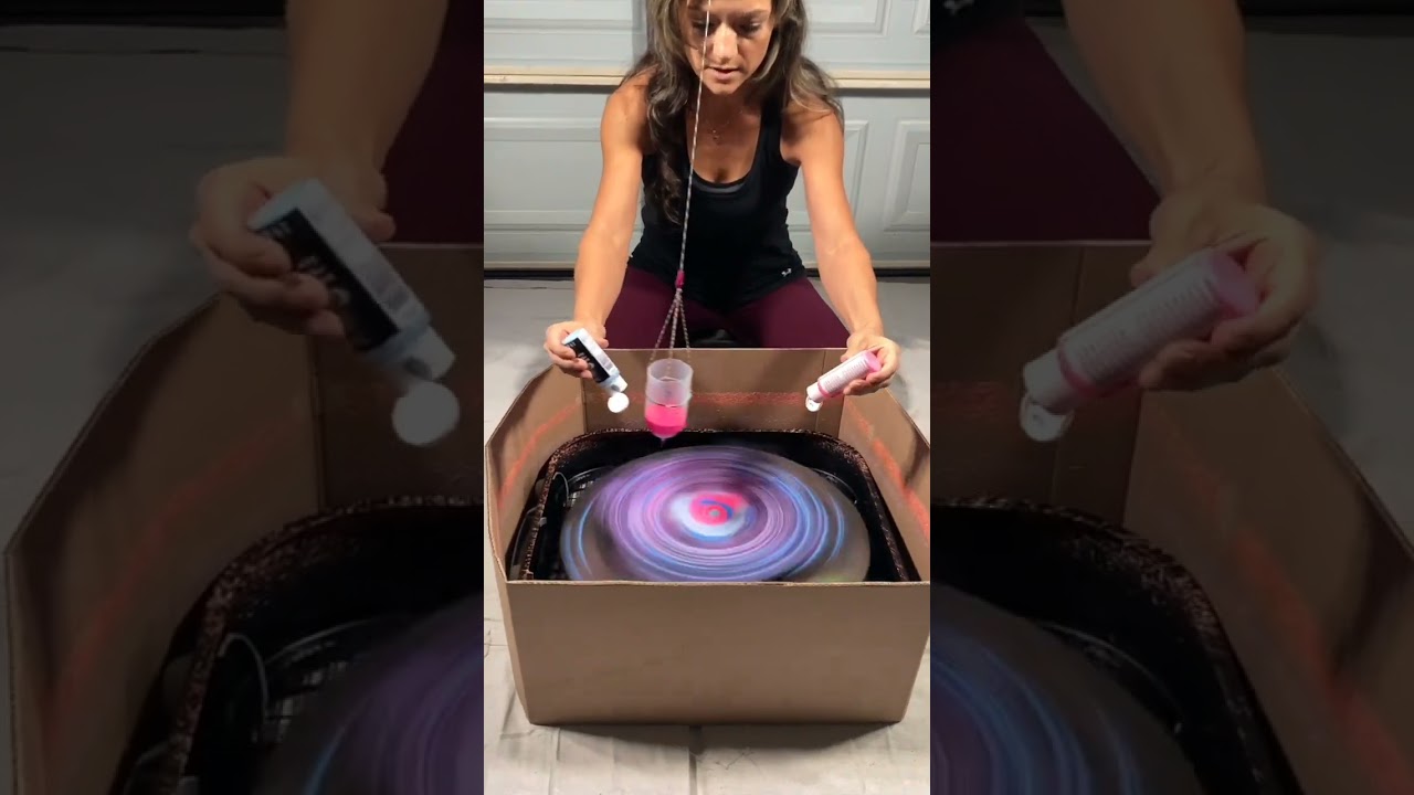 Painting on a spinning box fan #spinart #pendulumart #shorts
