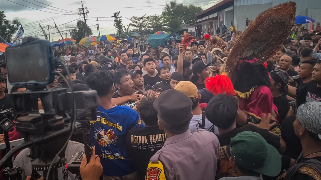 Gegeran Barongan vs Penonton !!! Jaranan Langgeng Wahyu Budoyo Live Waterpark Pagung Semen Kediri