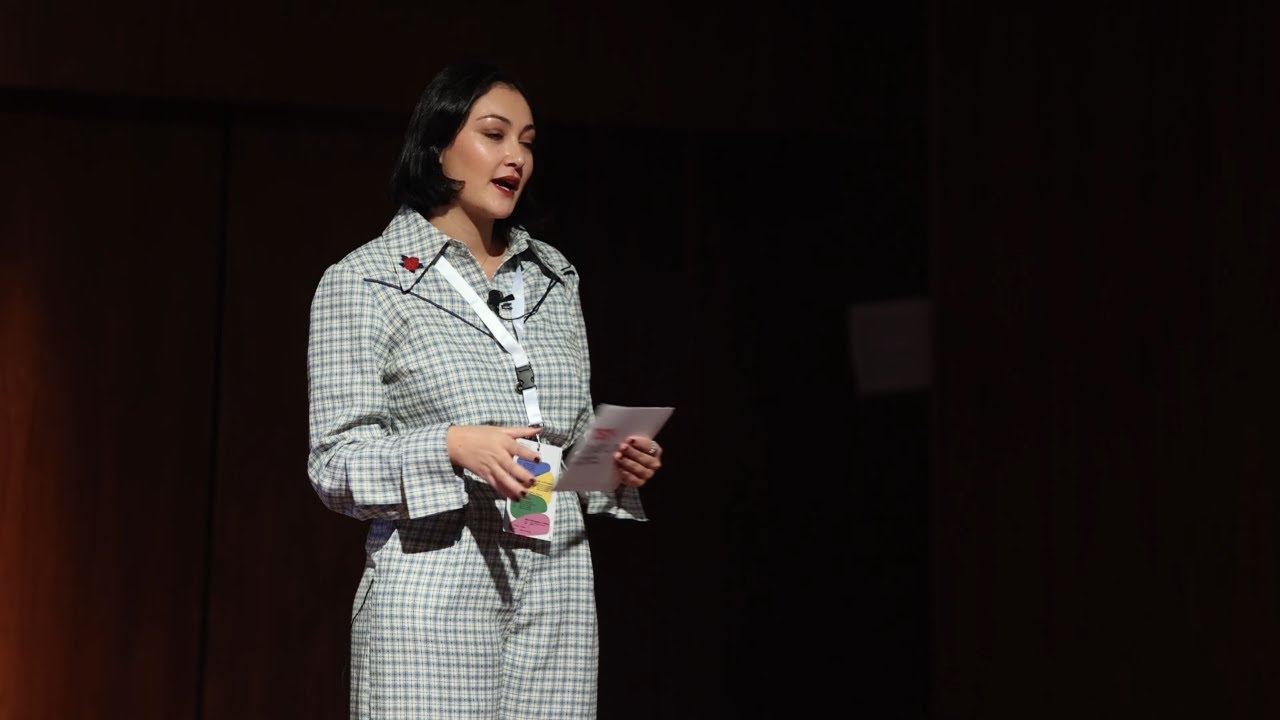 Το ταξίδι της ηρωίδας | Chara Kontochristou | TEDxIonianUniversity