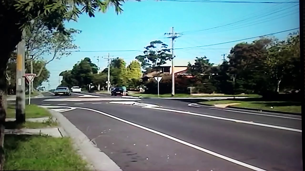 1977 Ford  Falcon XC GS 351 cleveland top loader 9 inch diff 3.50 gears