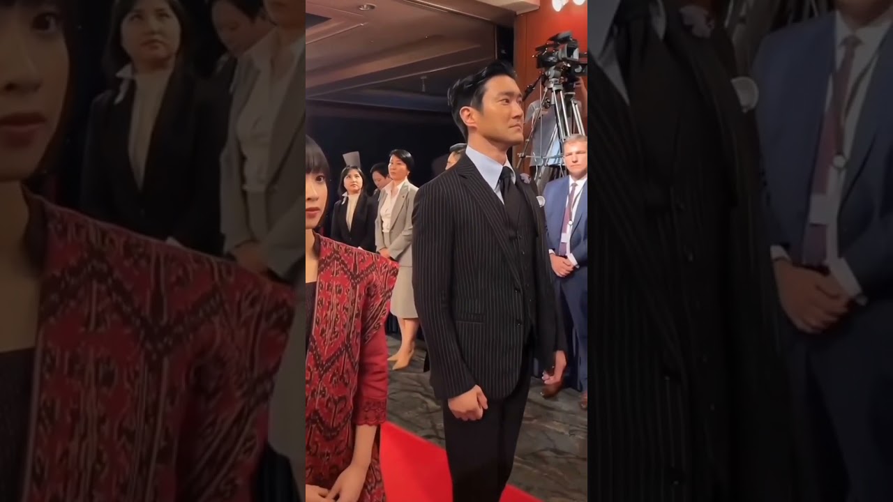 pandangan pertama jatuh ke hati 🤭💓❤️💙 #ditakarang #siwon #secretnumber #superjunior