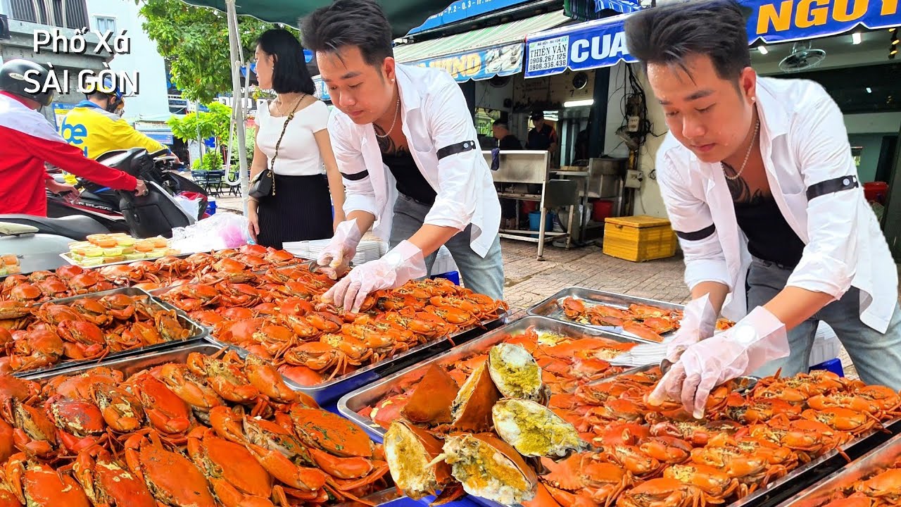 Kinh ngạc Khách NƯỜM NƯỢP tranh mua cua hấp 190K, 55K 1 con vừa đổ bộ vỉa hè Q.3 SÀI GÒN quá hấp dẫn