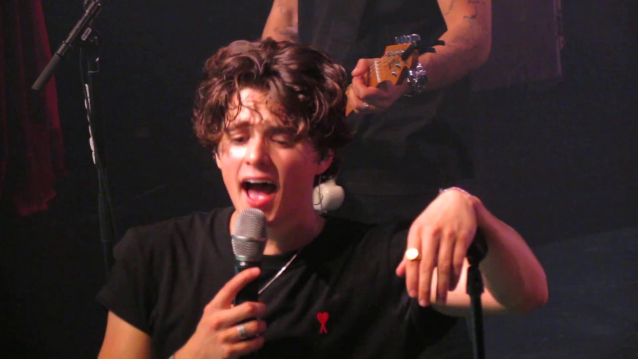 Risk it all - The Vamps Brussels 2019