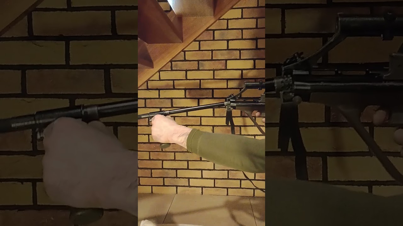 Quick barrel replacement Steyr AUG assault rifle #bullpup